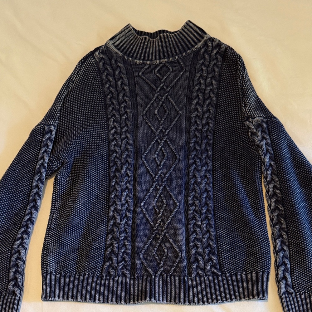 House of Harlow Cable Knit Sweater